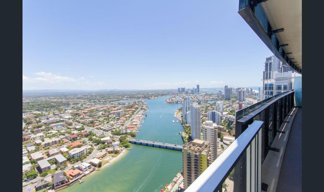 Apartment Cavill Avenue Luxury Private Gold Coast