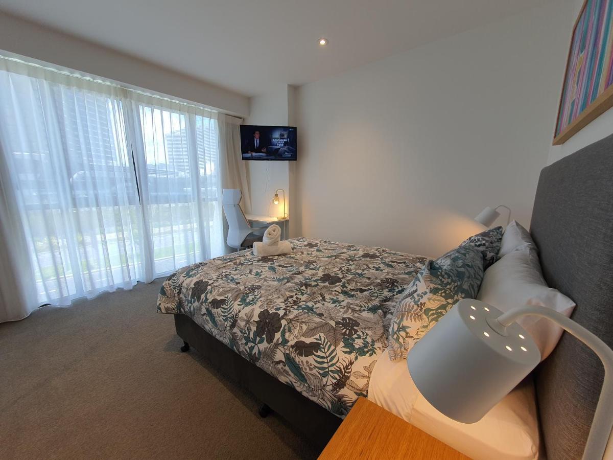 The Eureka On Broadbeach Apartment