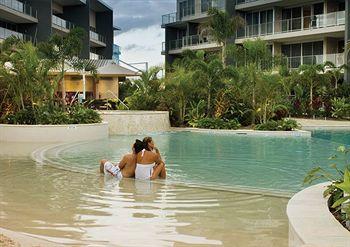 Resort Azzura Greens Gold Coast