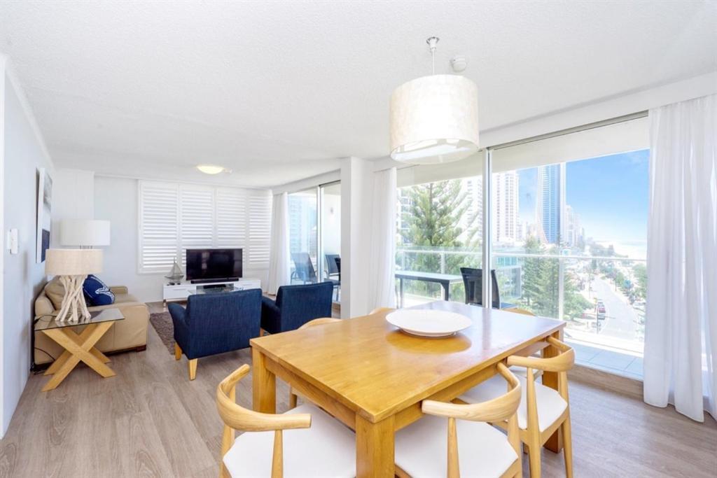 One The Esplanade On Surfers Paradise Aparthotel Gold Coast