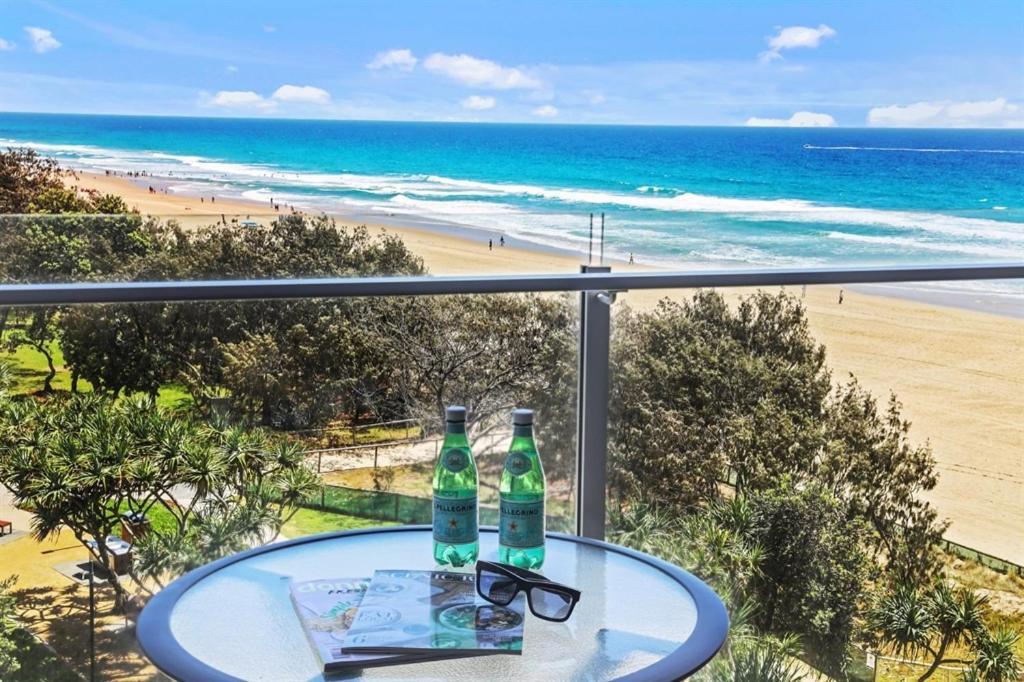 One The Esplanade On Surfers Paradise 4*