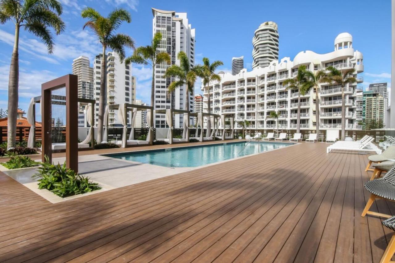 Luxurious 2 Bedroom Brand New With Amazing Hinterland Views * Gold Coast