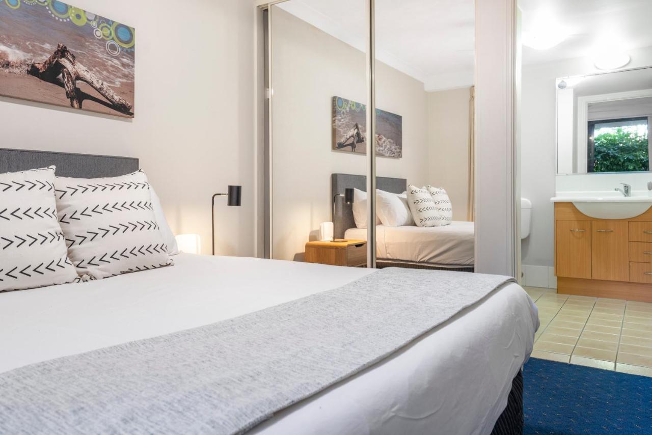 2-bed Family Haven With Pools, Bbq & Playgrounds * Gold Coast