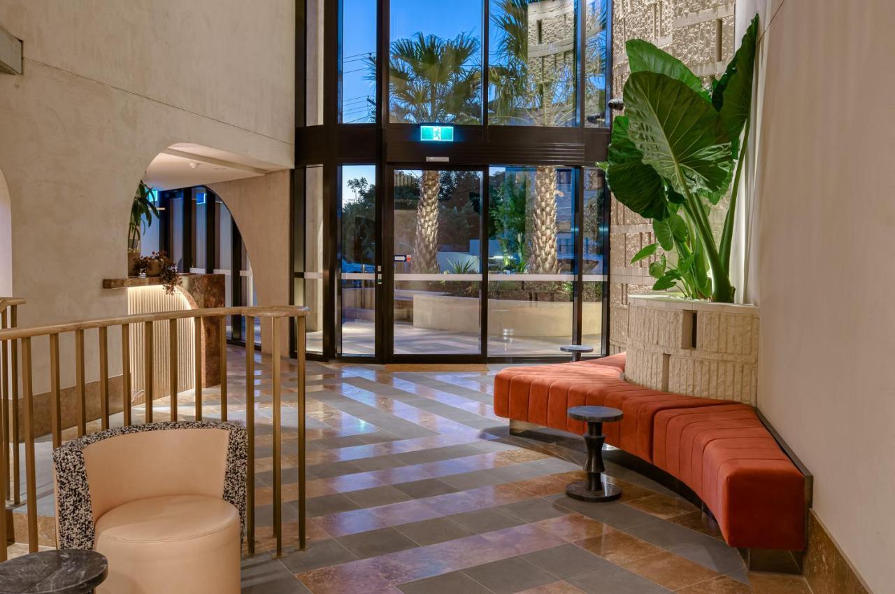 Encore Broadbeach - Official