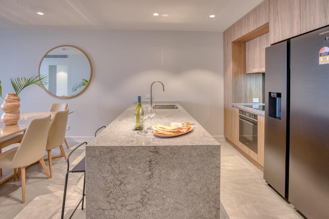 Encore Broadbeach - Official *