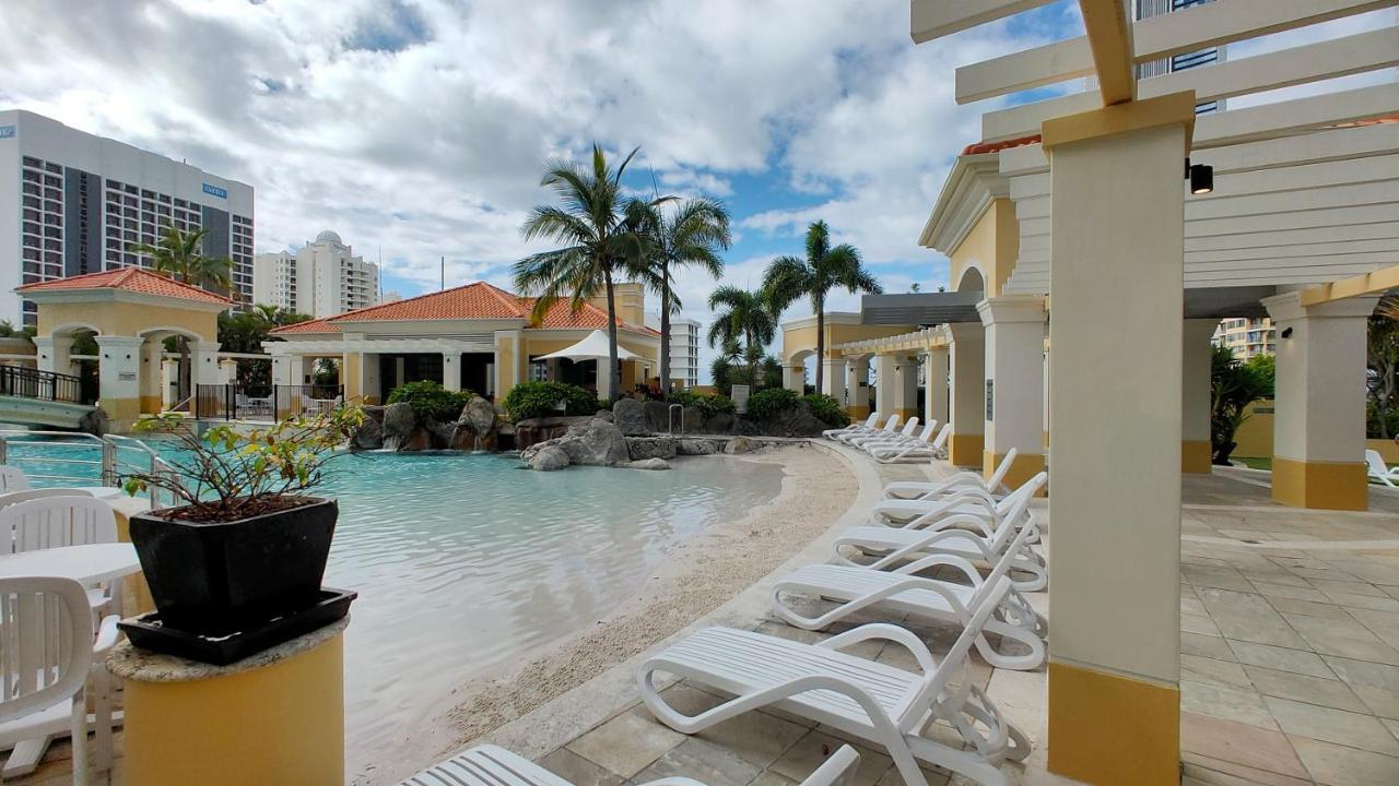Apartment Towers Of Chevron Renaissance
