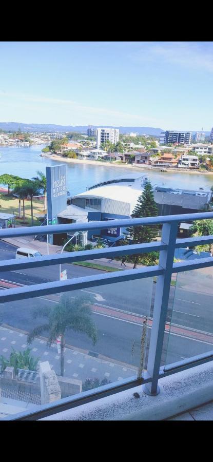 Towers Of Chevron Renaissance Gold Coast