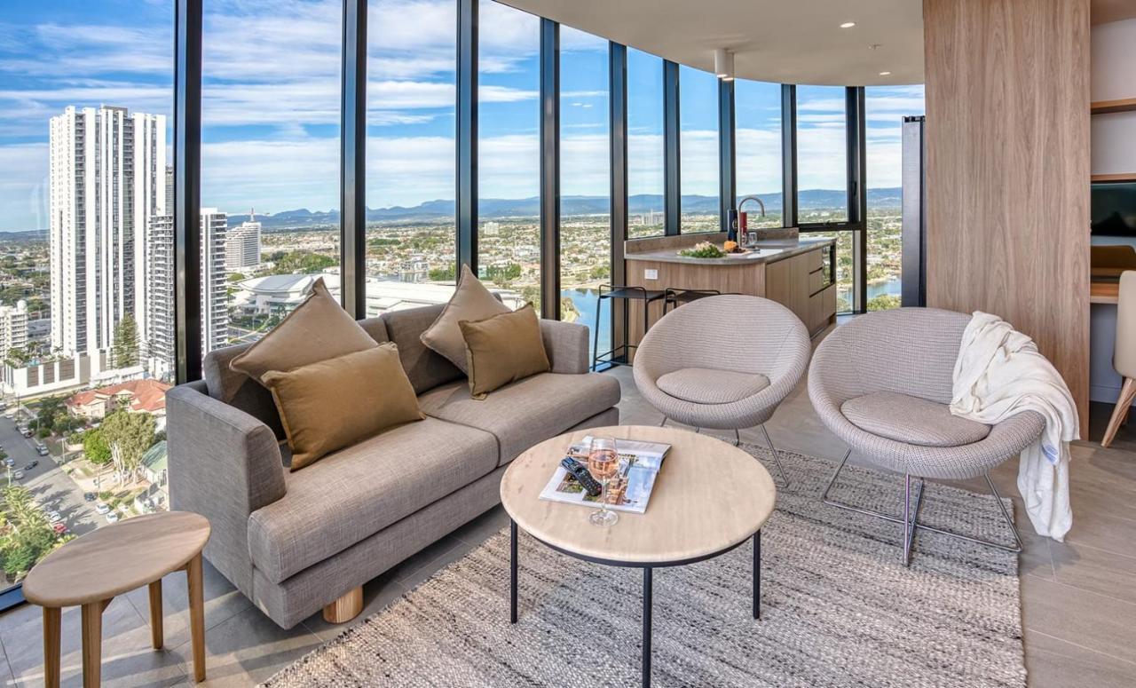 Encore Broadbeach - Official * Gold Coast