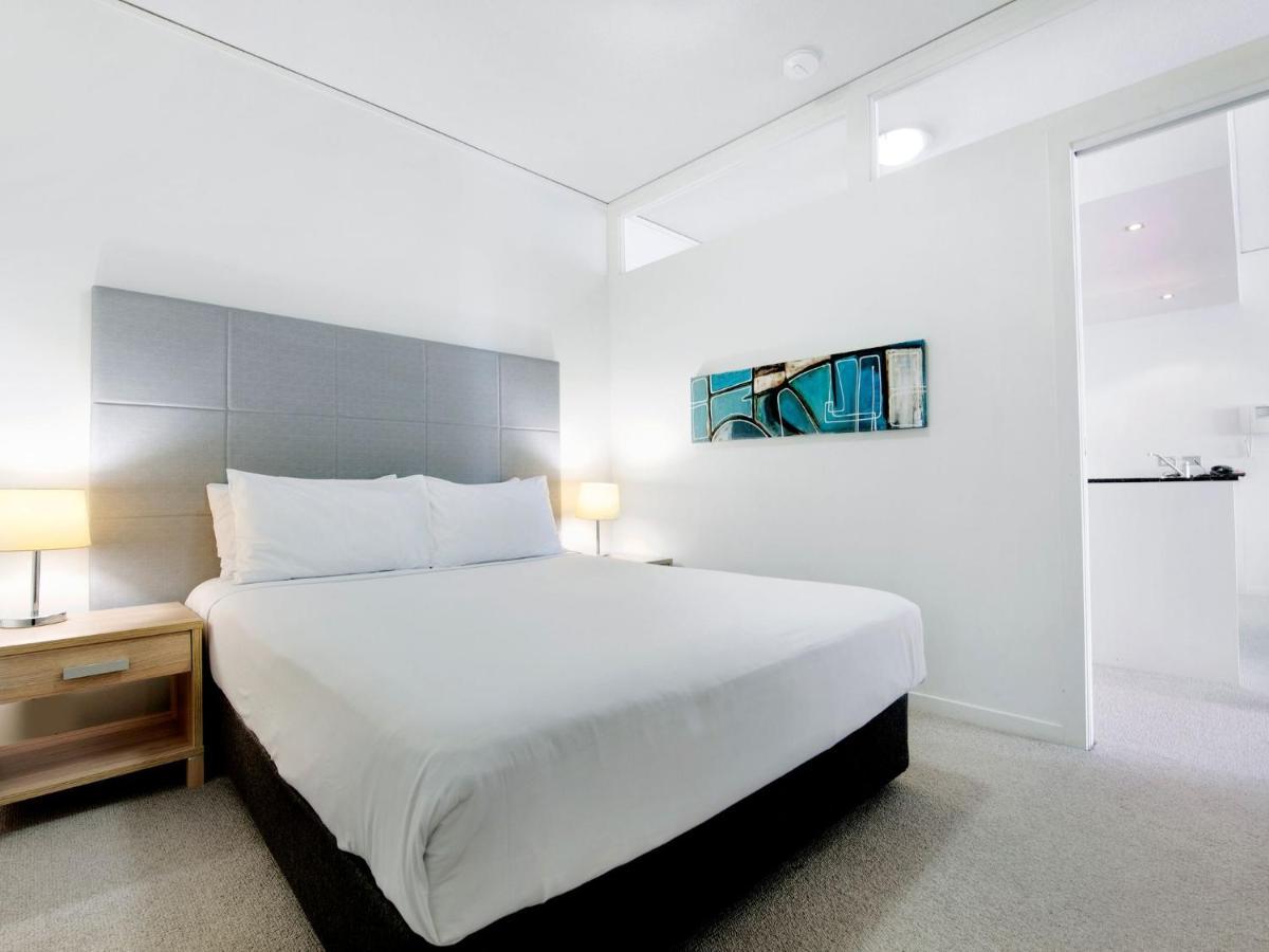 Beautiful Ocean View High Floor 3 Bedroom At Sierra Grand - Coasthm Apartment *