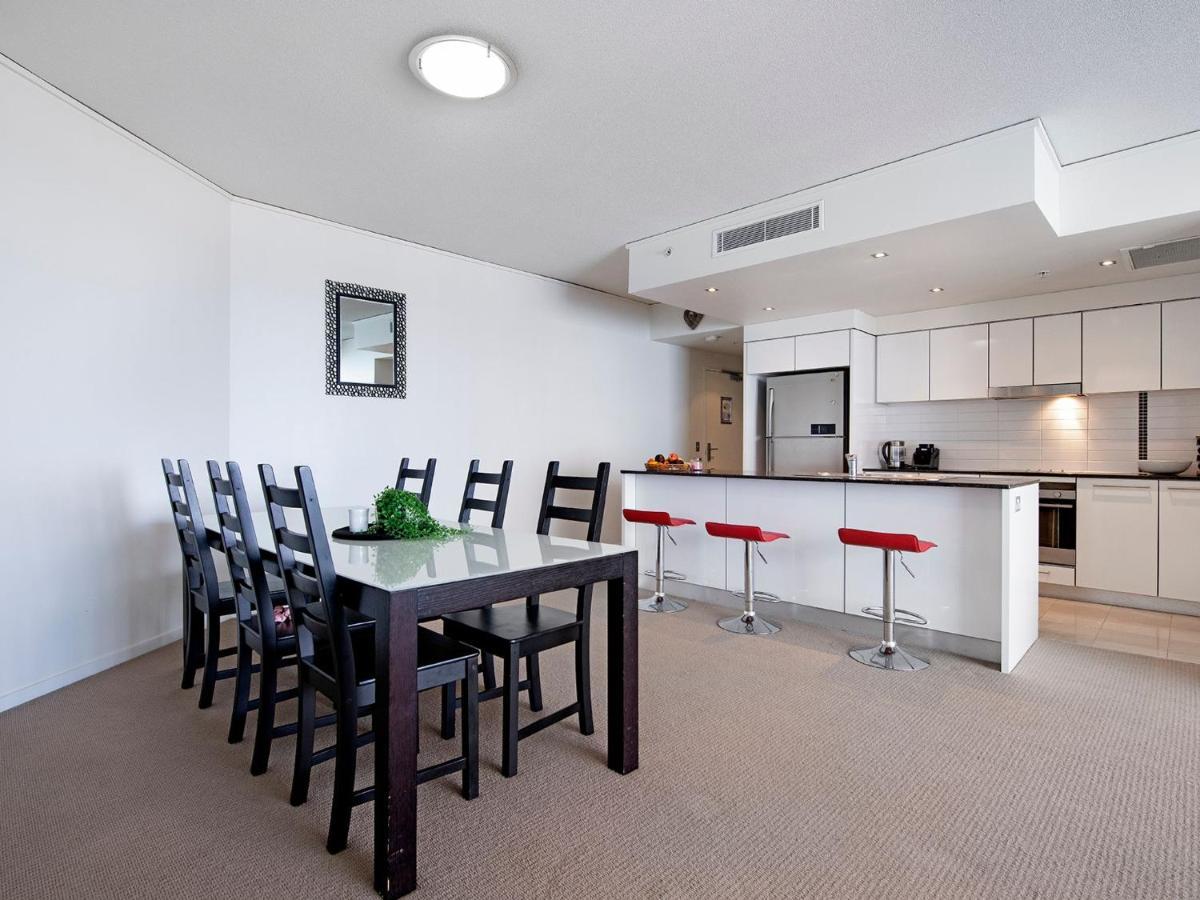 Modern 2 Bedroom In Sierra Grand - Coasthm * Gold Coast