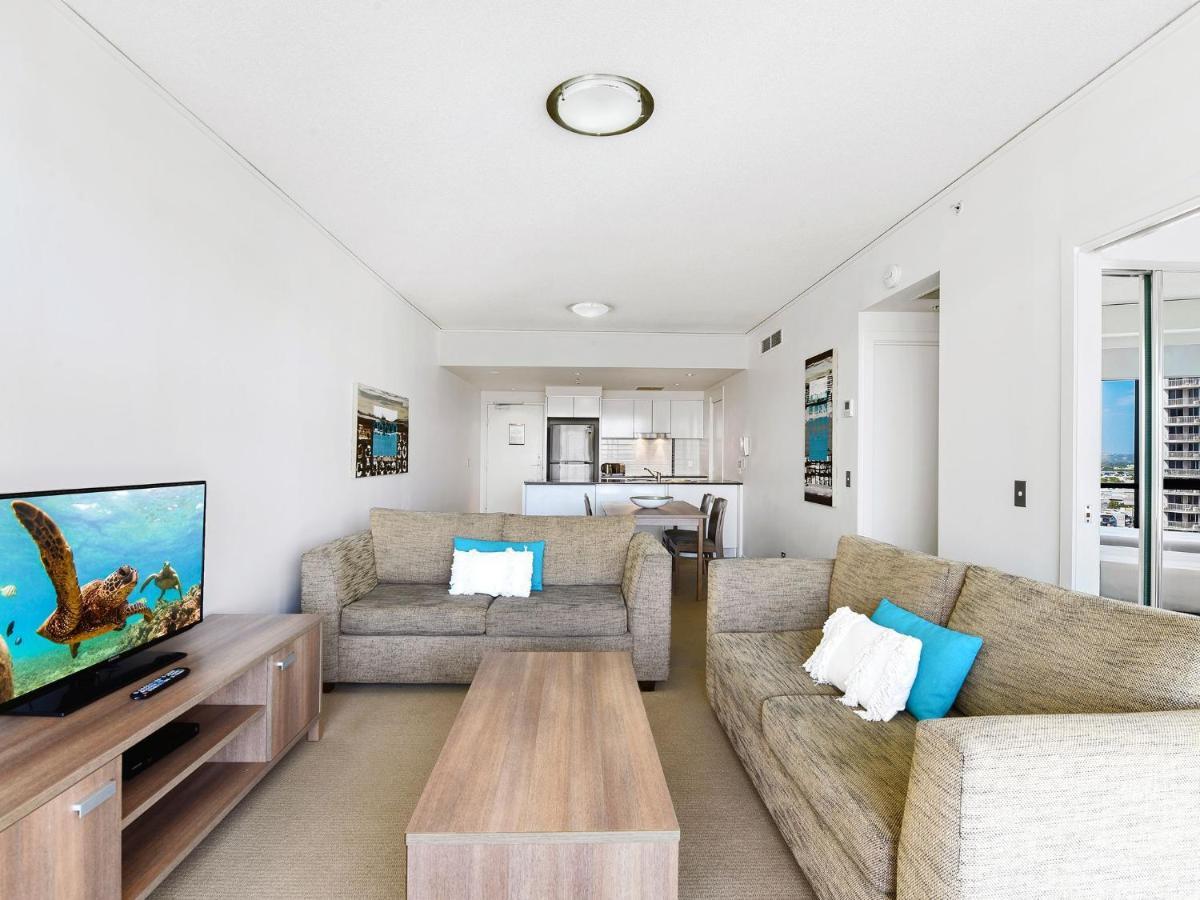 Hinterland Views 2br - Sierra Grand - Coasthm Apartment *