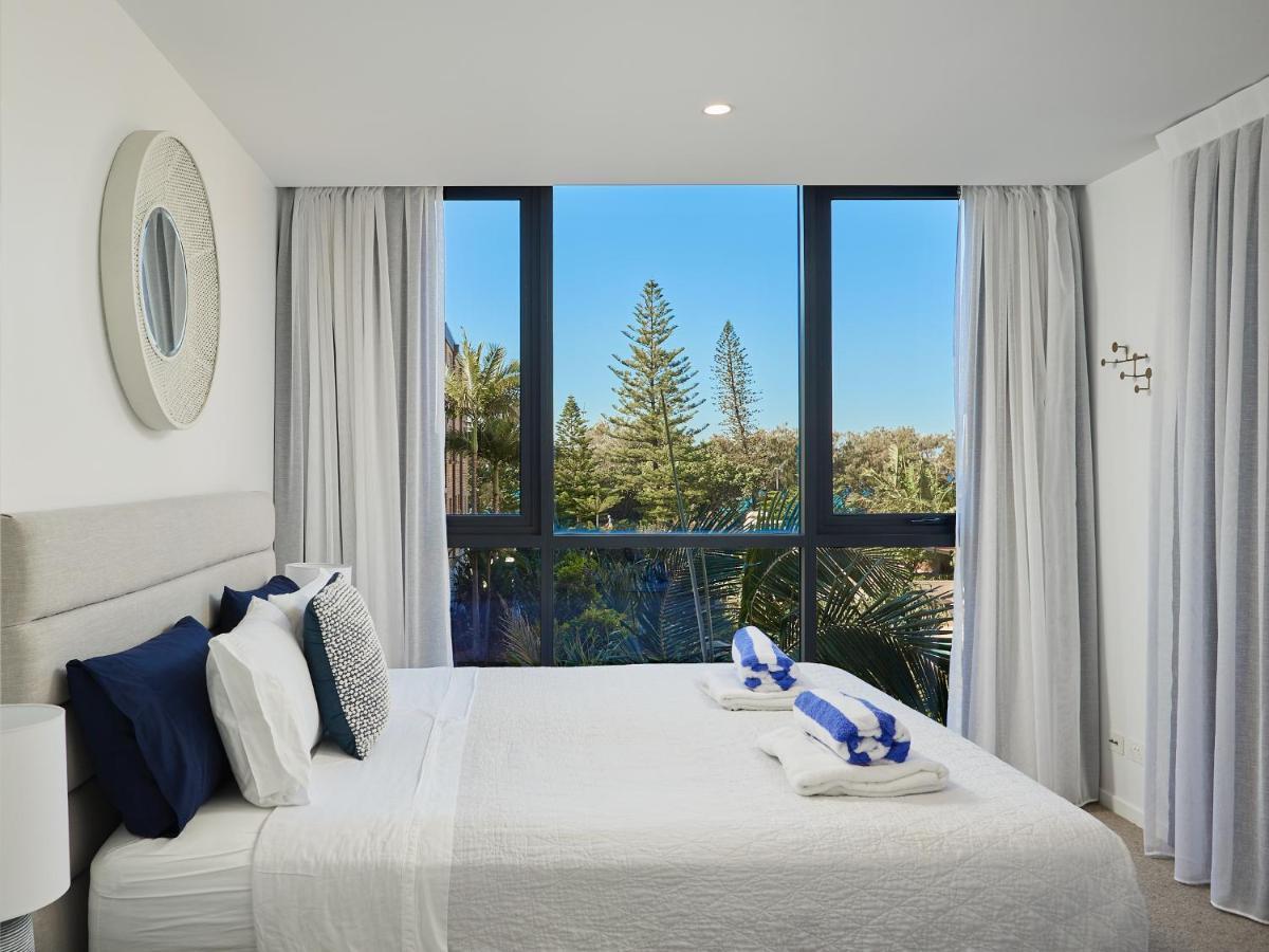 Boardwalk Burleigh Luxury Three Bedroom