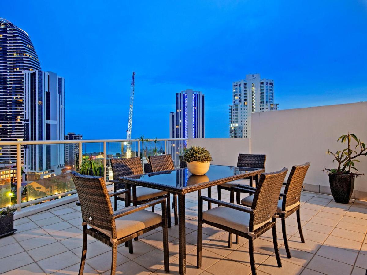 Amazing 3 Bed Penthouse With Bath And Private Rooftop Terrace Apartment *