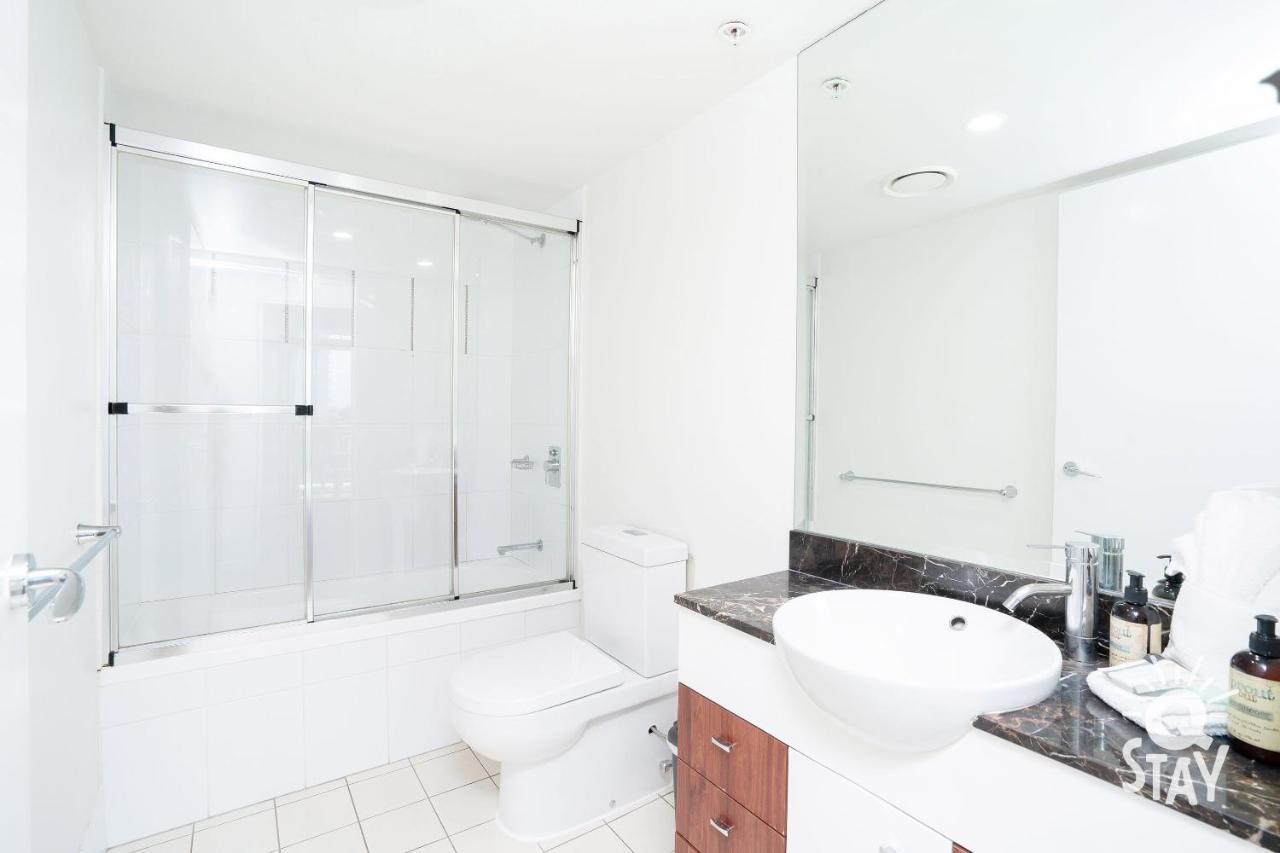 Chevron Renaissance - 2 Bedroom 2 Bathroom In The Centre Of Surfers Paradise!! * Gold Coast