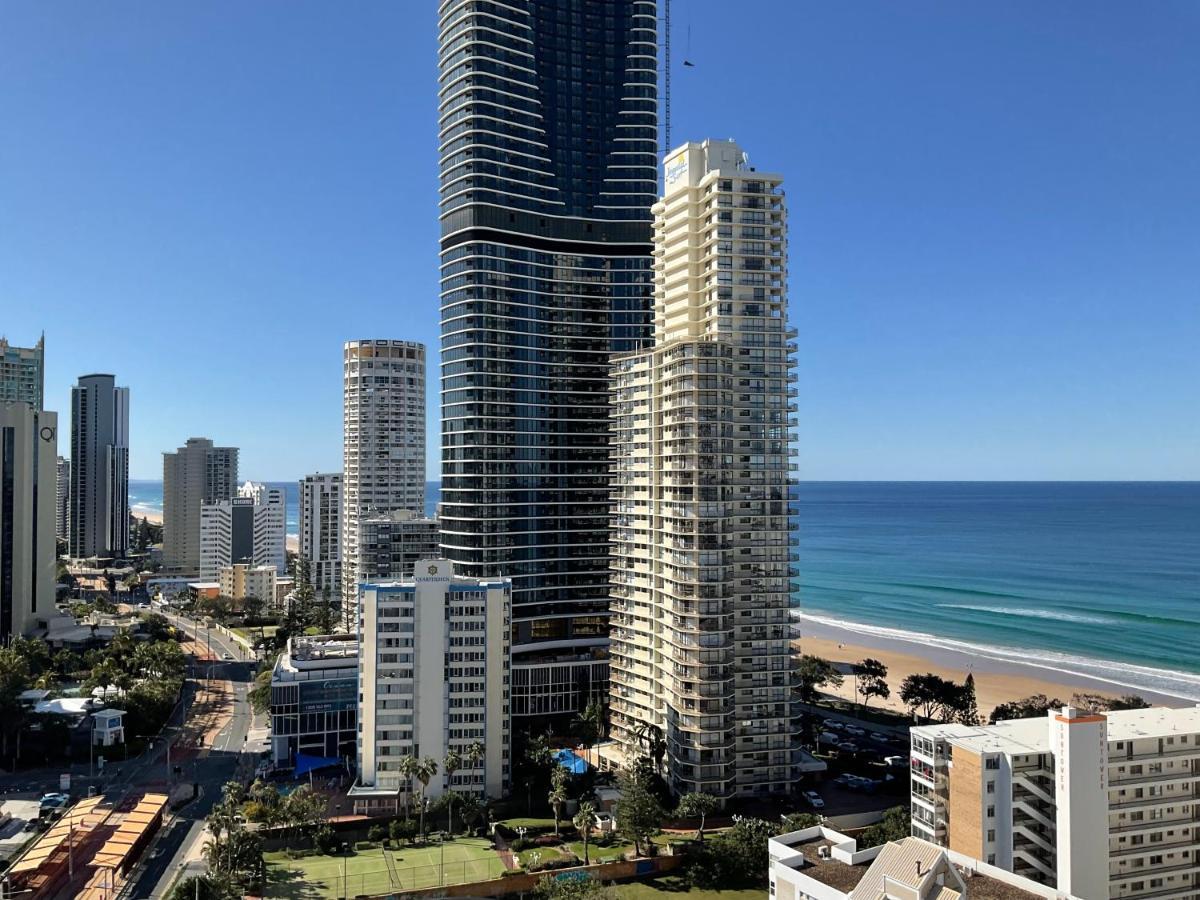 Apartment High Floor Ocean View At Surfers Paradise - *
