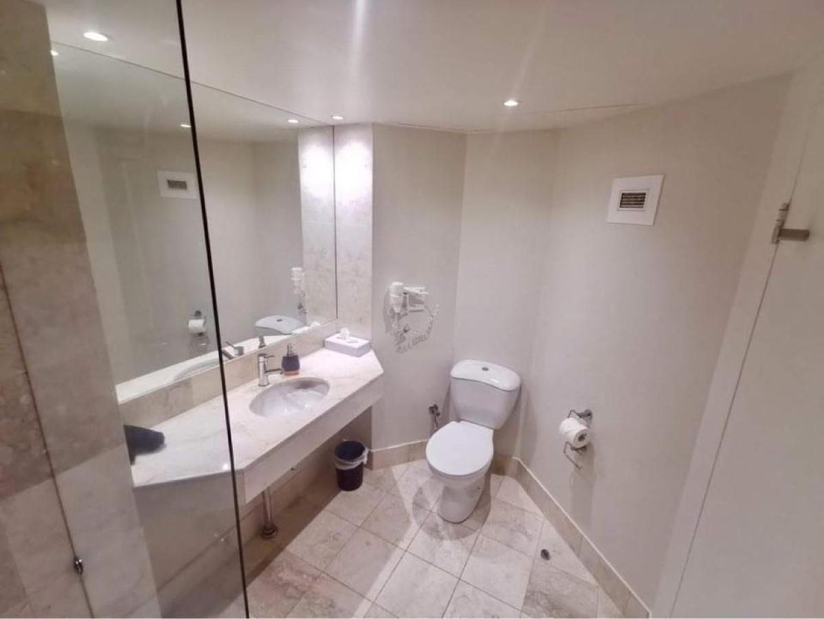 Fab In Heart Of Surfers Paradise! Free Wifi And Free Parking! *
