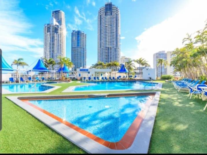 Fab In Heart Of Surfers Paradise! Free Wifi And Free Parking! Pensão Gold Coast