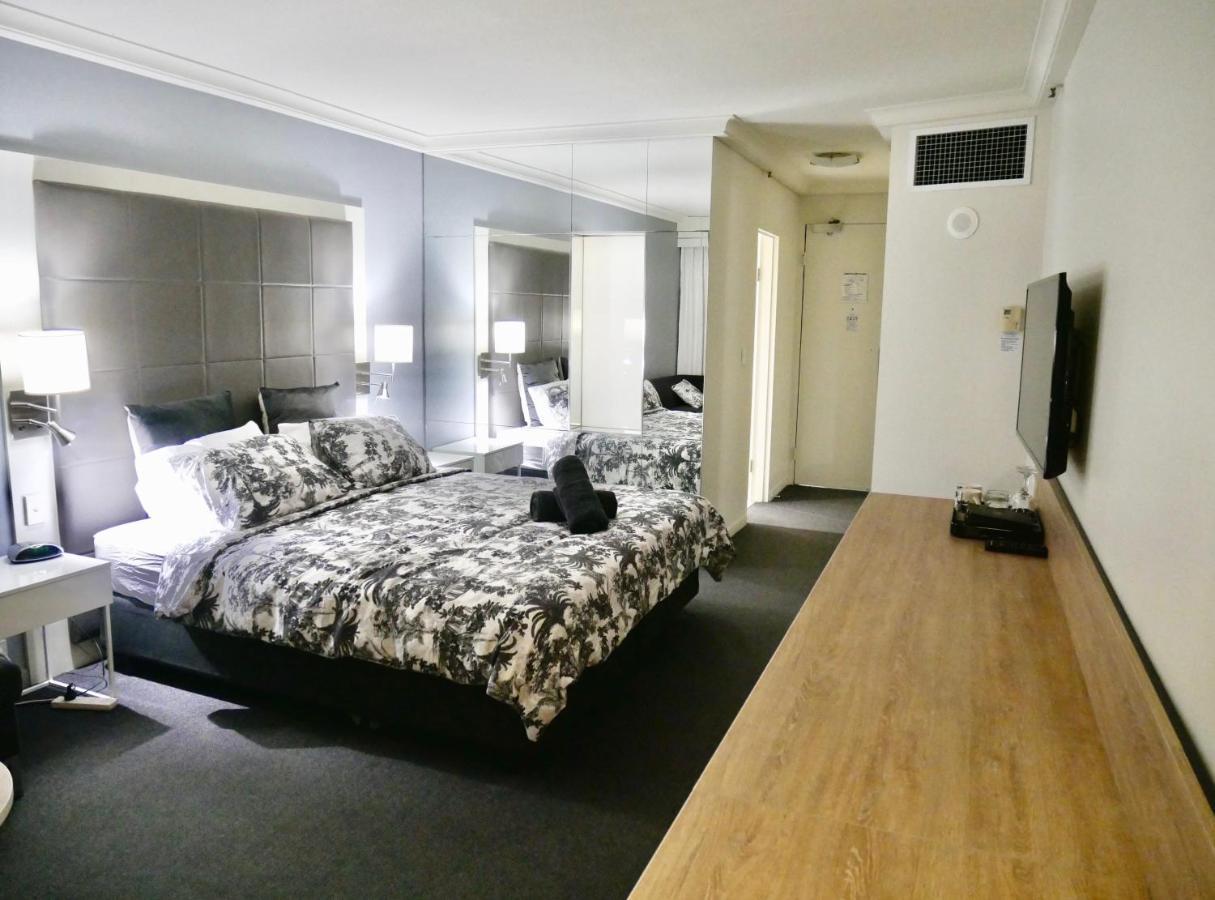 Fab In Heart Of Surfers Paradise! Free Wifi And Free Parking! *