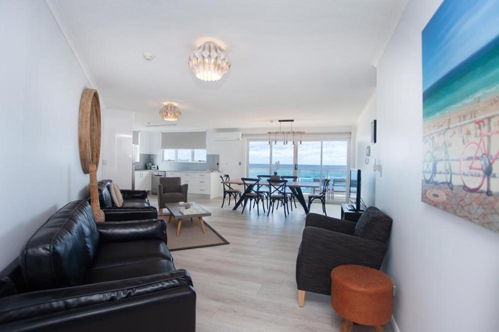 Grosvenor Beachfront Surfers Paradise Aparthotel