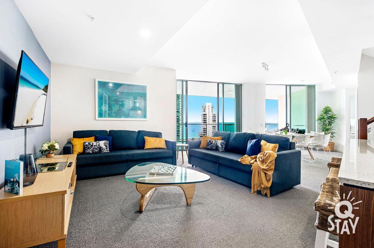 Executive Penthouse With Rooftop - Amazing! - Wings Surfers Paradise * Gold Coast