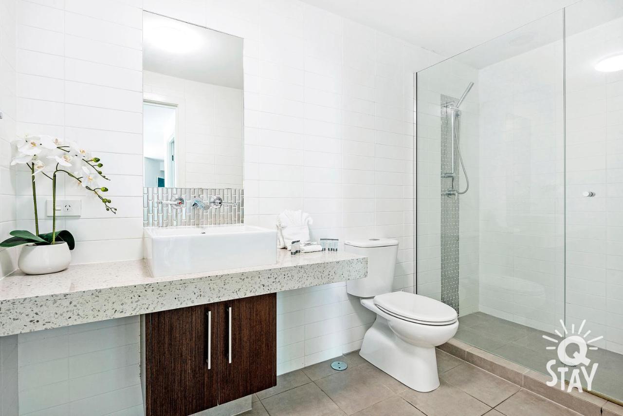 Apartment Executive Penthouse With Rooftop - Amazing! - Wings Surfers Paradise *