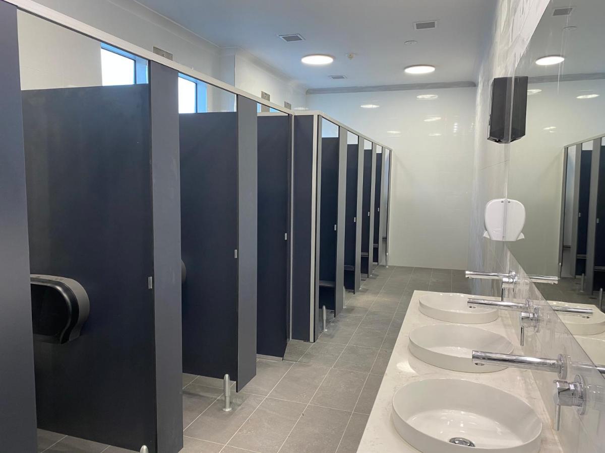 Coolangatta Sands Hotel Hostel *