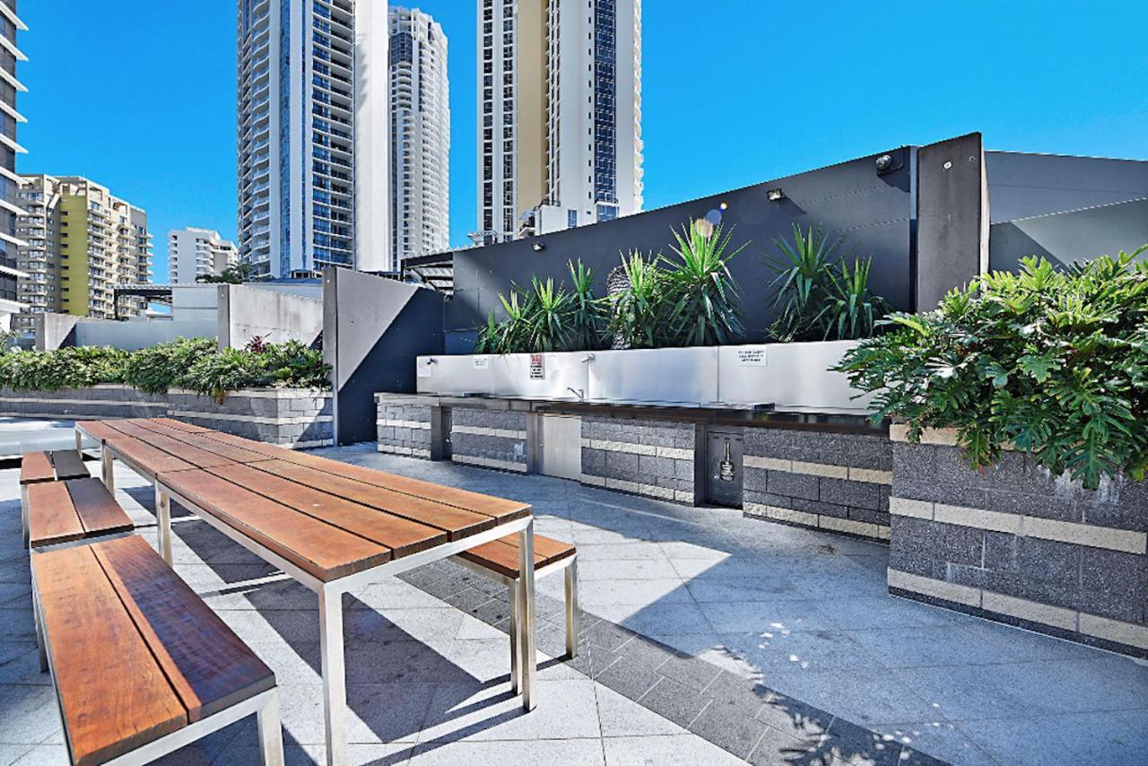 Circle On Cavill Surfers Paradise Apartments-holiday Paradise *