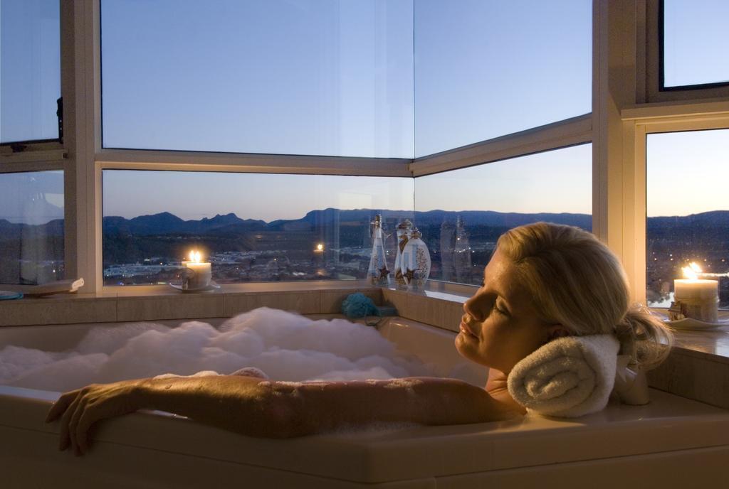 2nd Avenue Beachside 4*