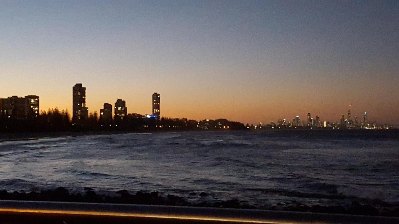 Hotel Outrigger Burleigh