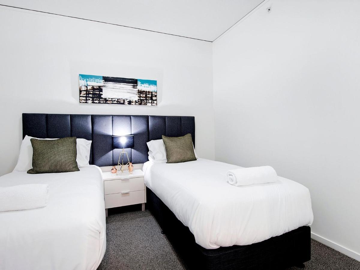 Apartment Wonderful 3 Bedroom - Sierra Grand - Coasthm Gold Coast