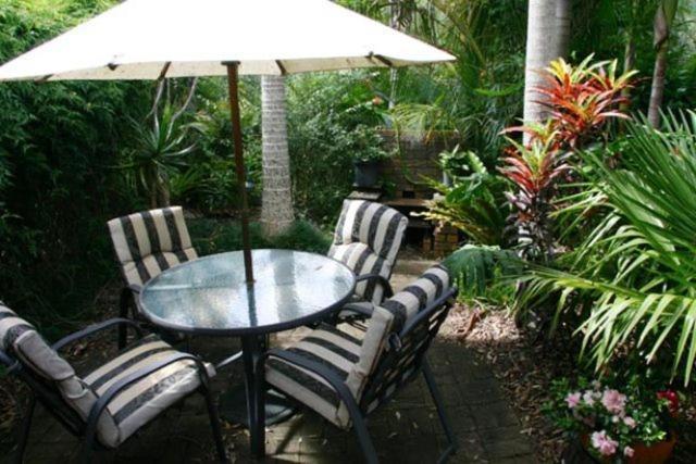 Hillside Country Retreat 3*