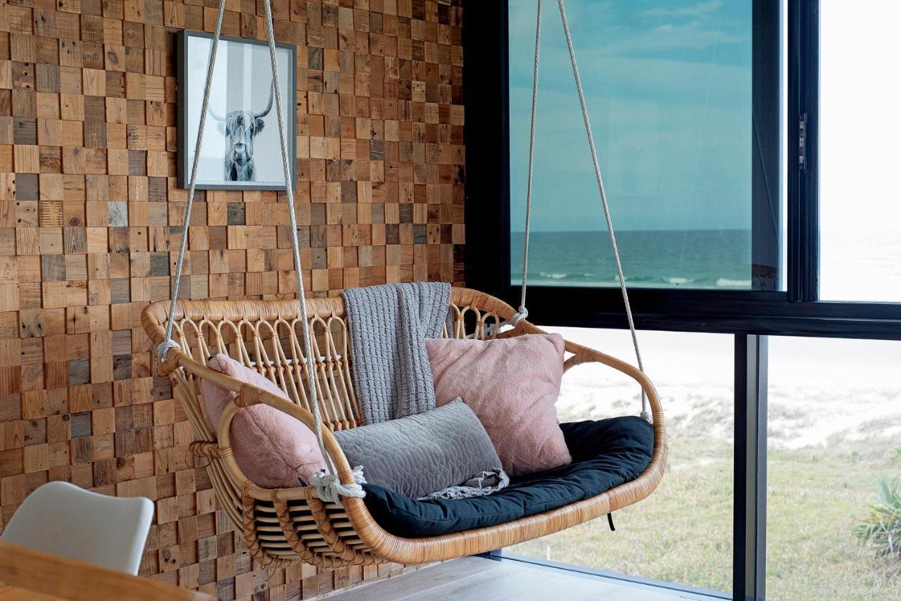 Absolutly Beachfront Surfers Paradise, Pure Shores! *