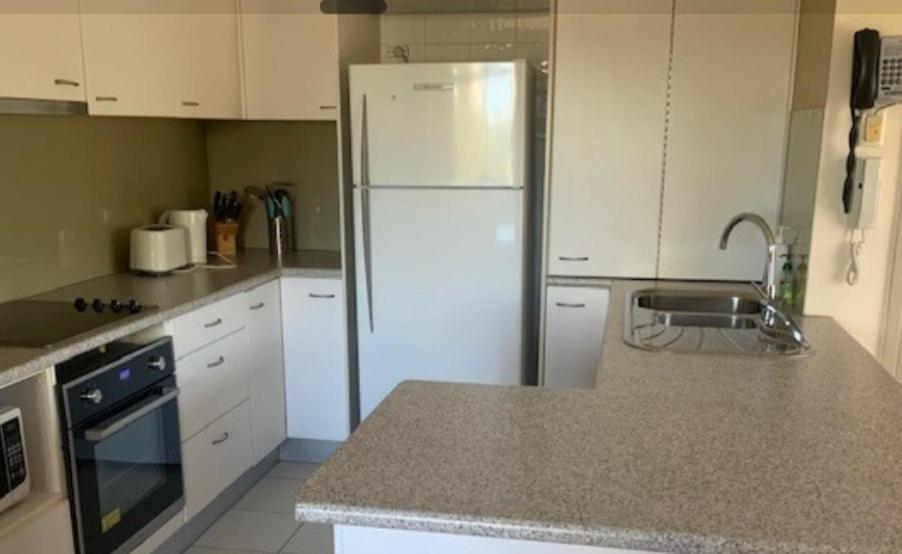 Cha Private Apts Markham Court Gold Coast