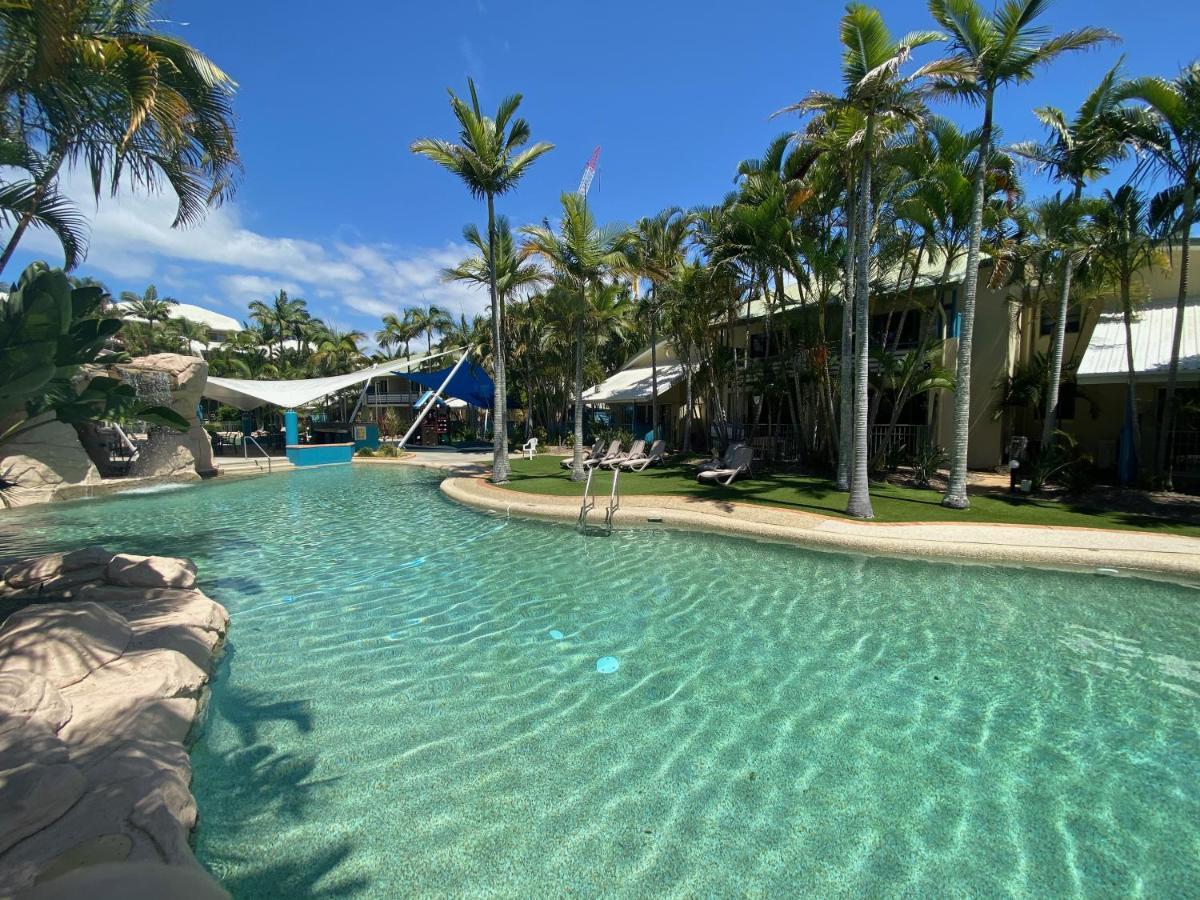 Diamond Resort, Poolside #40 *