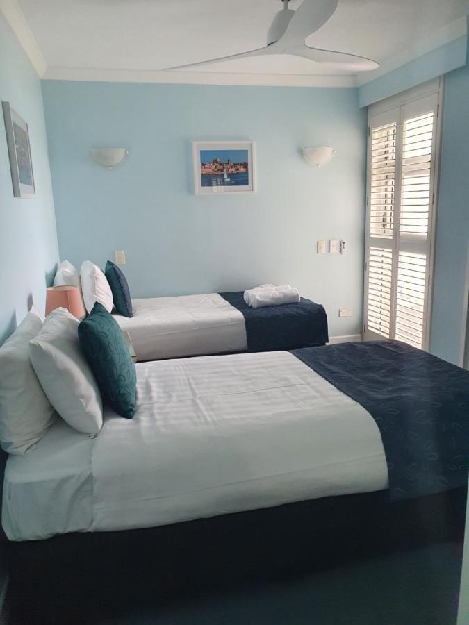 Aparthotel Pacific Surf Absolute Beachfront 3*