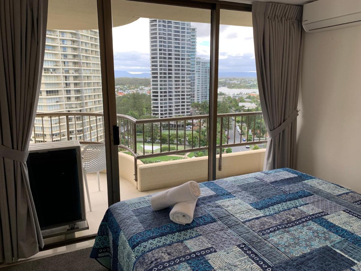 Norfolk Luxury Beachfront 4* Gold Coast