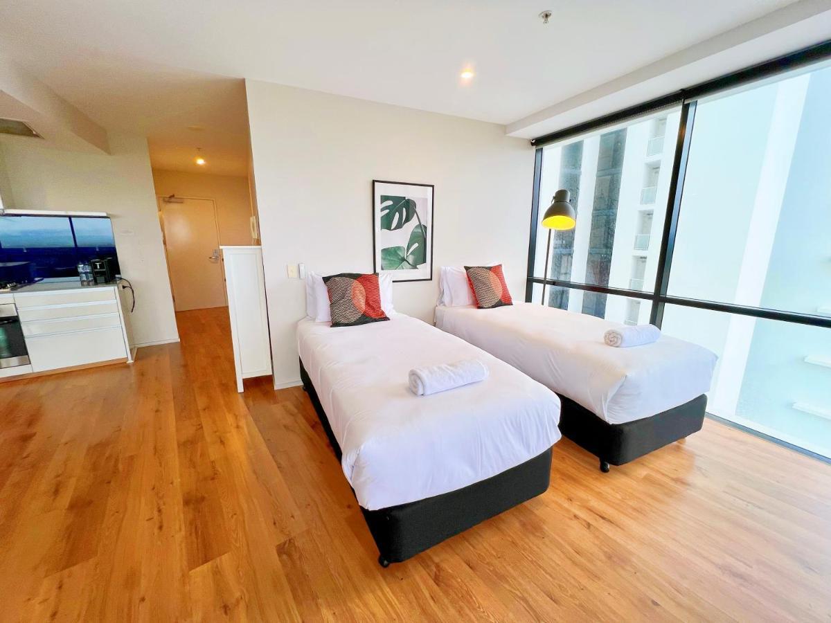 Circle On Cavill Surfers Paradise Apartments-holiday Paradise Apartment *