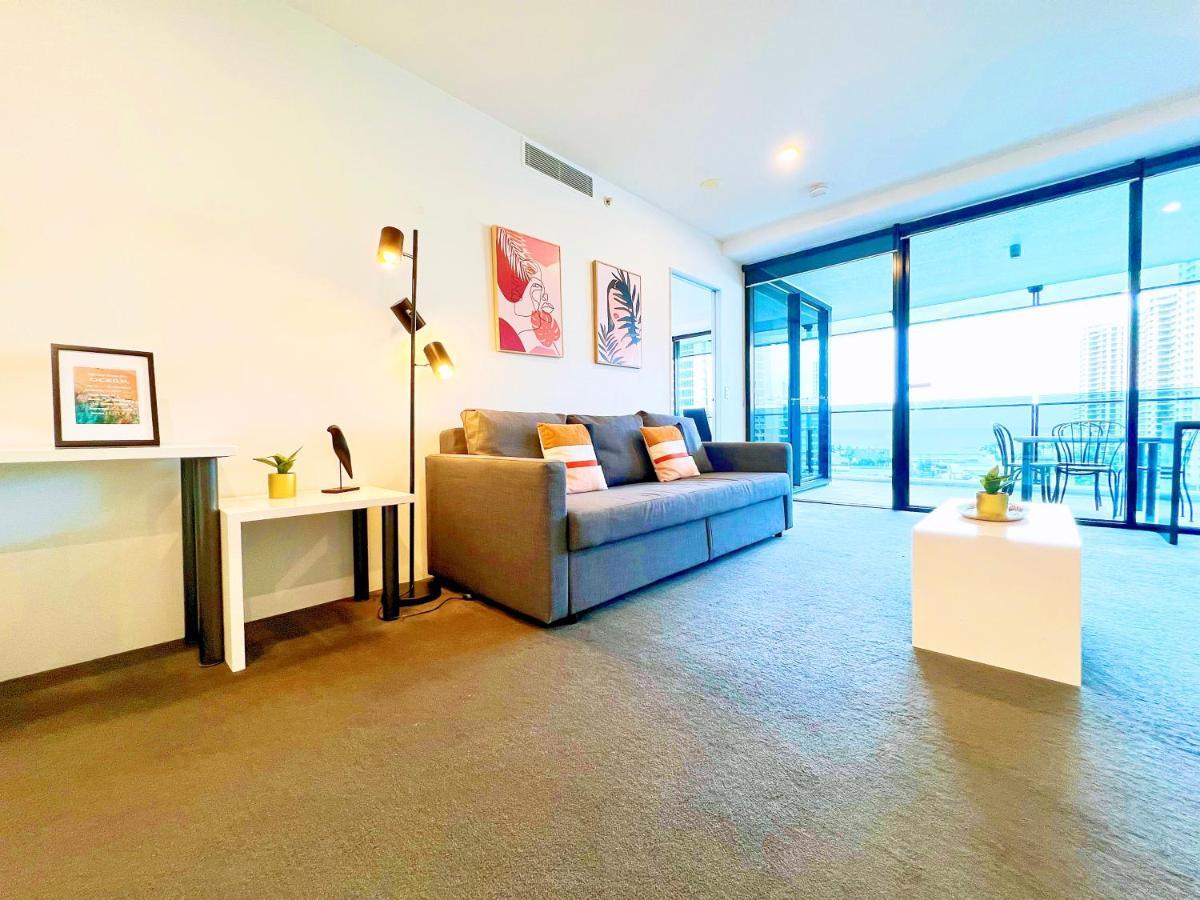 Circle On Cavill Surfers Paradise Apartments-holiday Paradise *