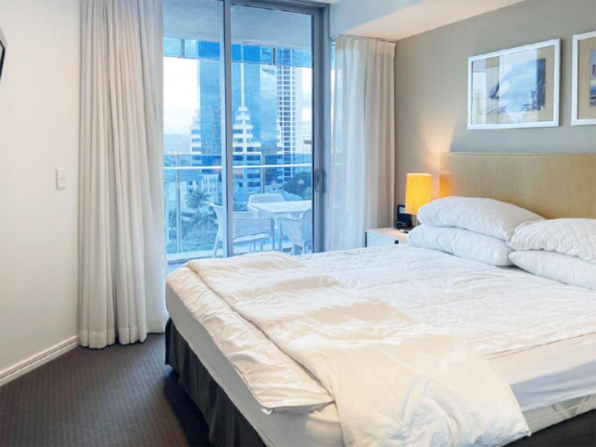 H'residences - 2 Bedroom 1 Bathroom Hinterland View - Q Apartment