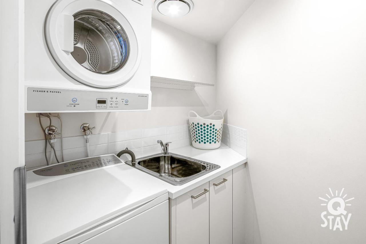 Sierra Grand Broadbeach 2 Bedroom - Qstay