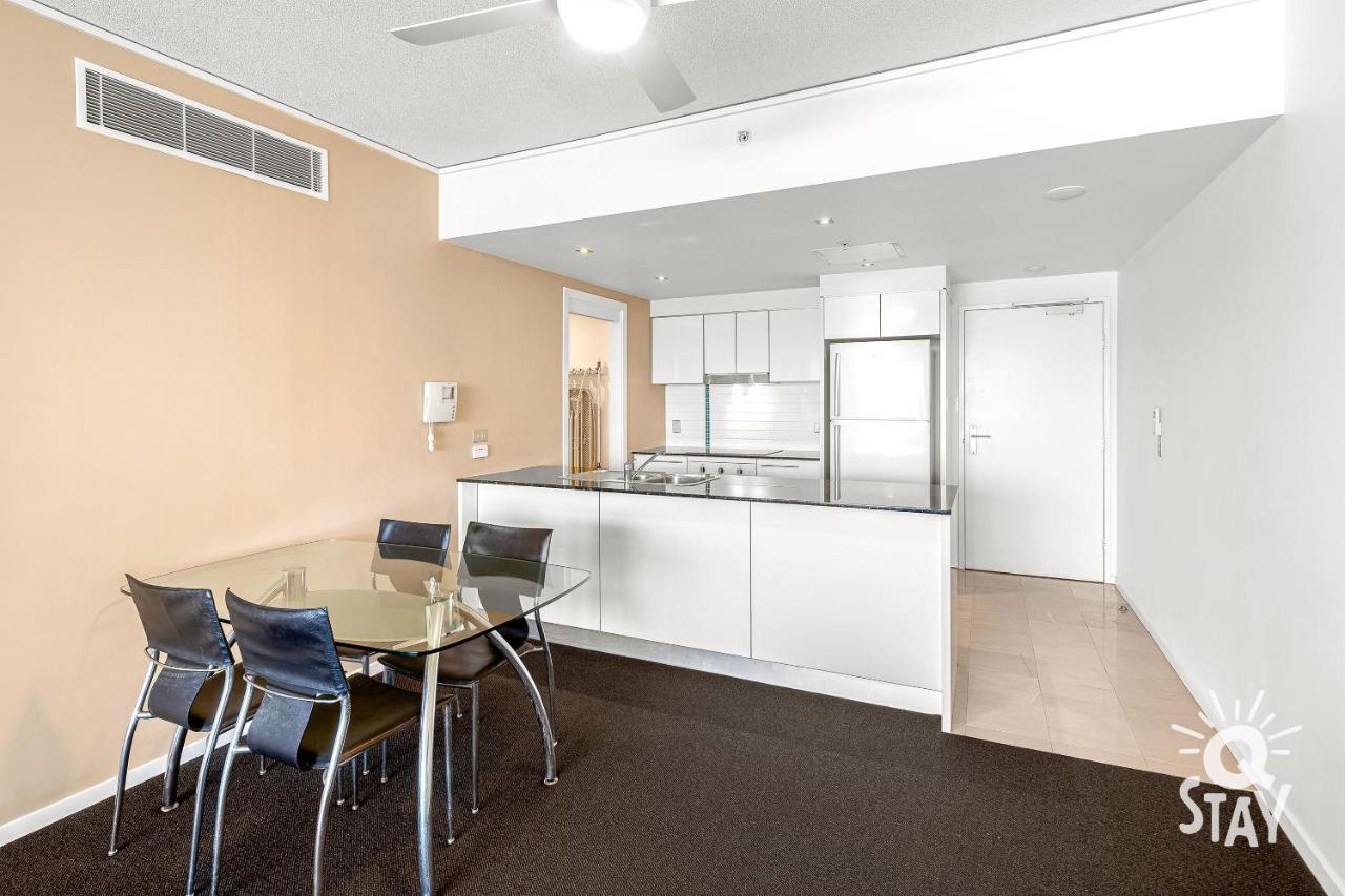 Sierra Grand Broadbeach 2 Bedroom - Qstay Apartment Gold Coast