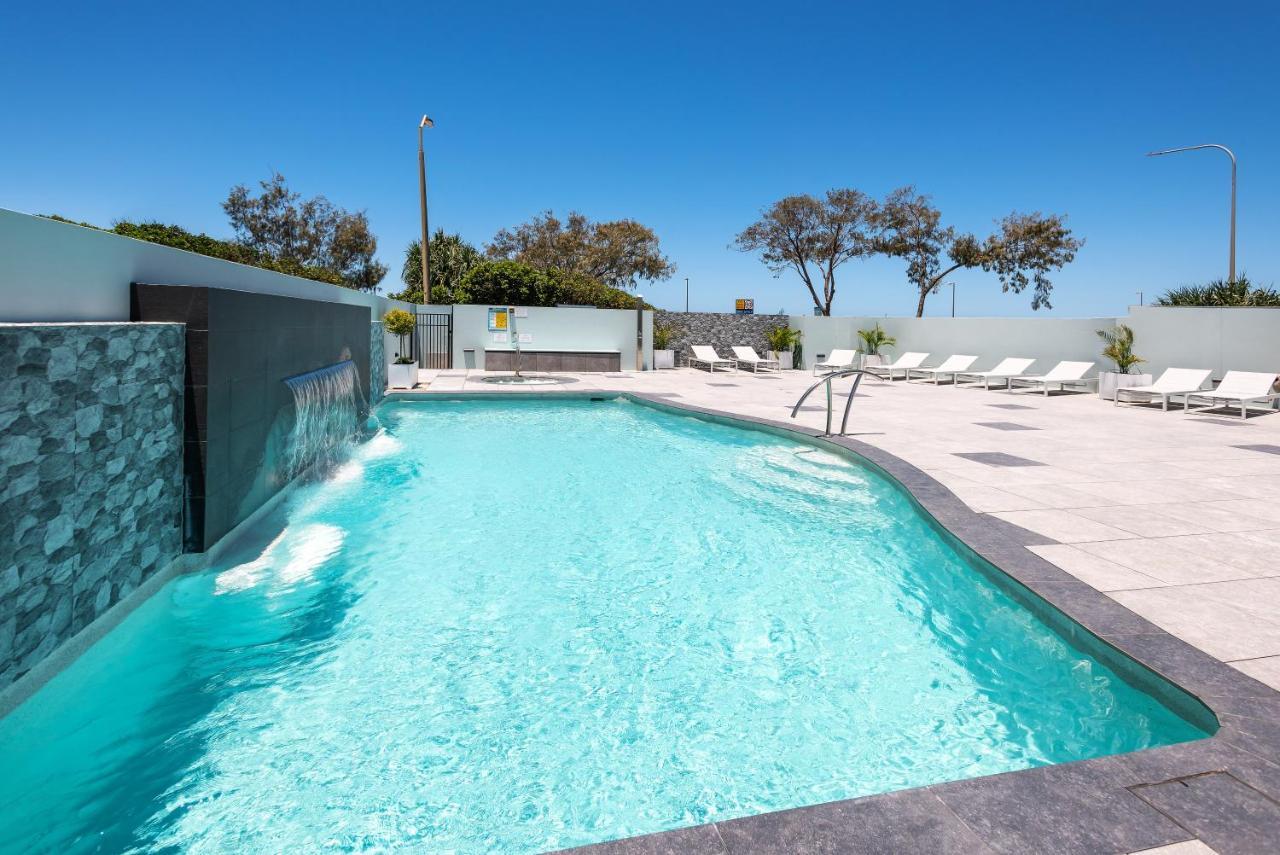 Resort The Waterford On Main Gold Coast