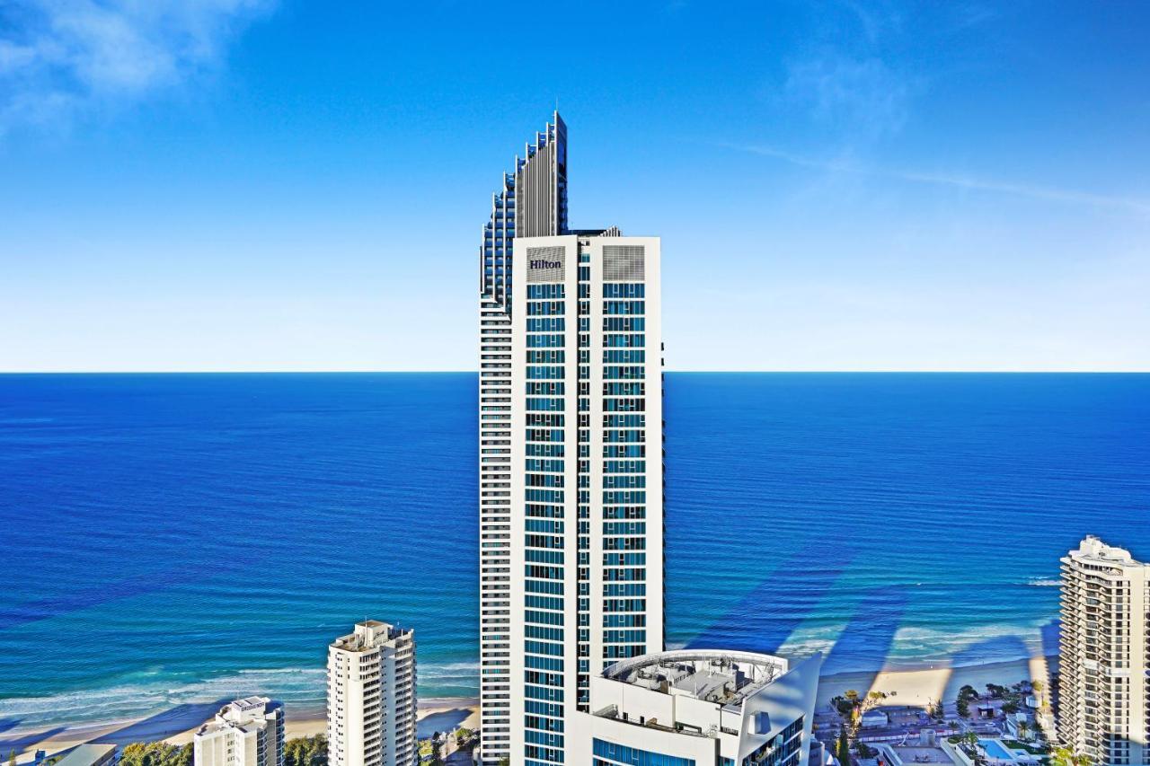 Apartment Circle On Cavill Sub Penthouse W/ 4 Bedrooms