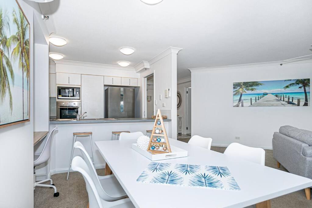 Broadbeach Victoria Square *