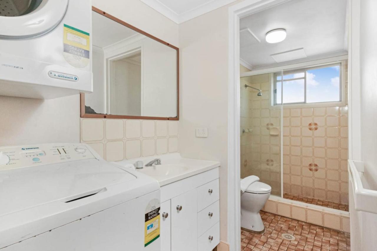 Superb 1 Bedroom Near The Apartment *