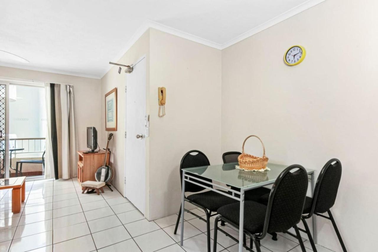Superb 1 Bedroom Near The * Gold Coast