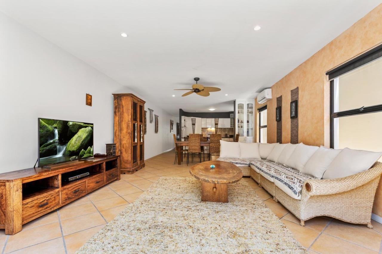 Villa Baci Nobby Gold Coast