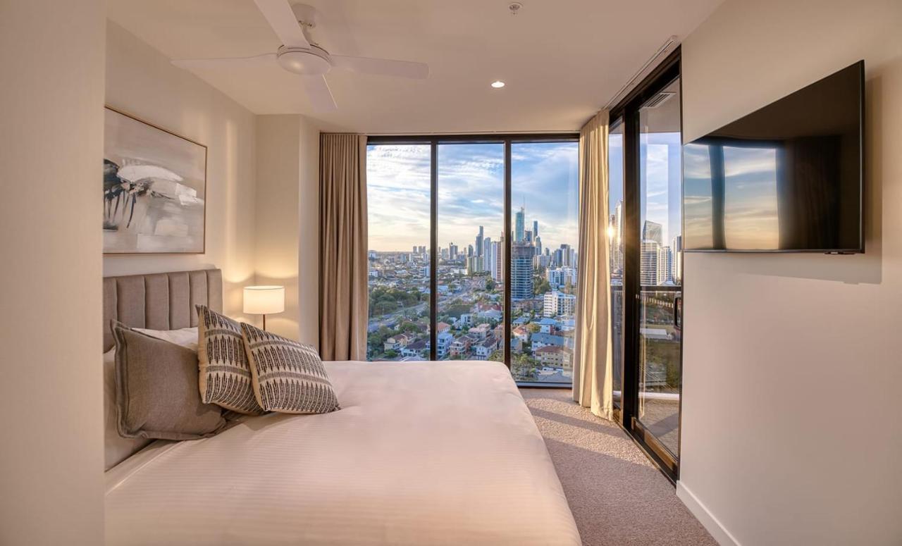 Encore Broadbeach - Official