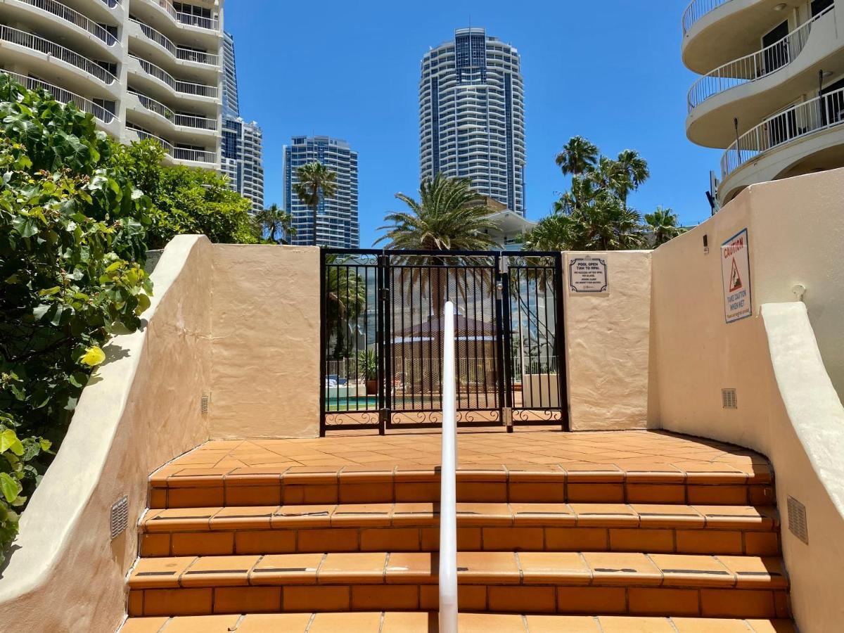 Apartamento Beachfront Romantic Getaway - Surfers Paradise