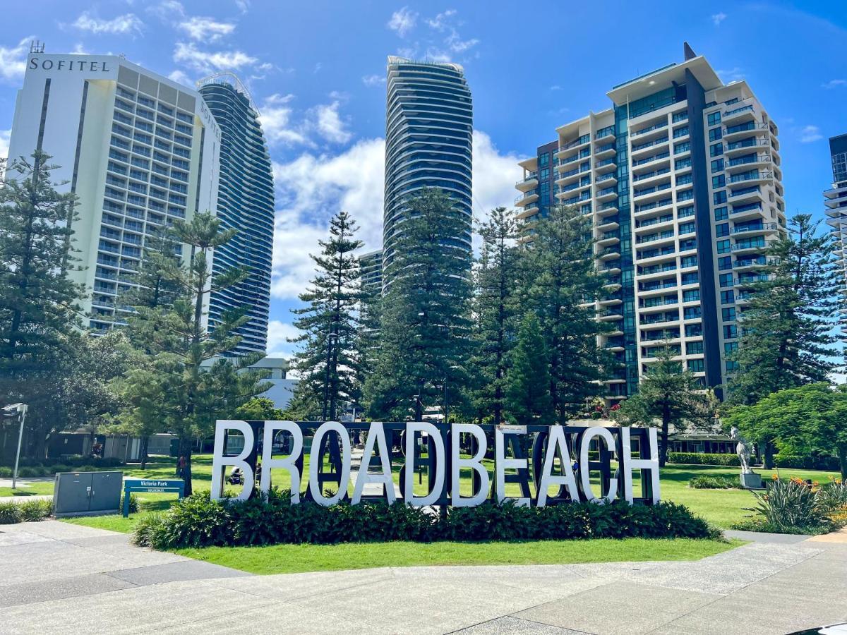 Level 30 Oracle Tower 2 Stunning Views And Free Parking - Gc Getaways *